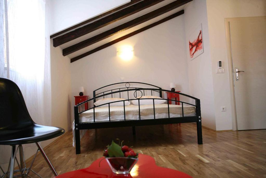 Rooms Beljan Trogir Habitación foto